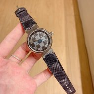 注目度NO.1ルイヴィトン 時計 コピー レディース クオーツ  