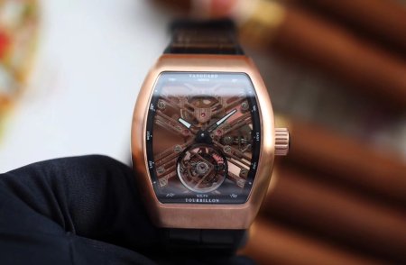 高級人気新品フランクミュラー 時計 スーパーコピー メンズ クオーツ  