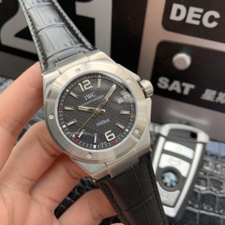 人気高級IWC エンジニア コピーシリーズ メンズ 自動巻き3色