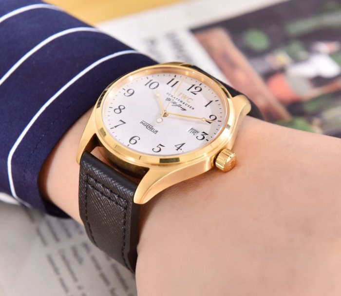 高品質IWC エンジニア コピーシリーズ メンズ 自動巻き5色