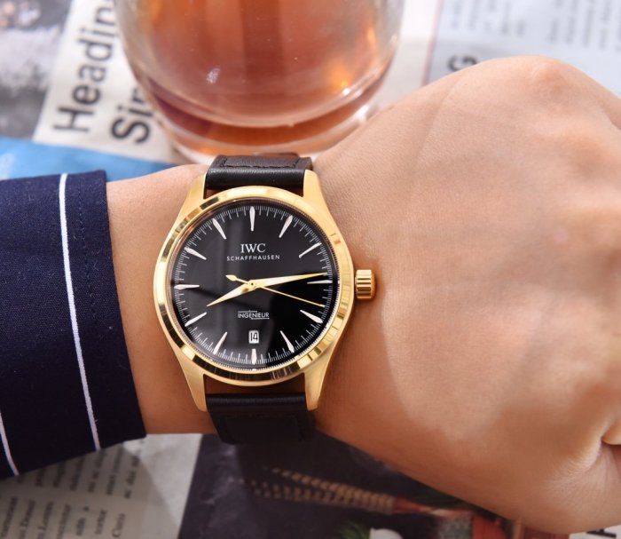 高品質IWC エンジニア コピーシリーズ メンズ 自動巻き5色