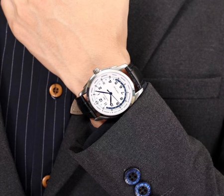 定番人気IWC エンジニア コピーシリーズ メンズ 自動巻き2色