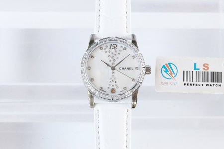 高級人気新品シャネル J12 時計 スーパーコピー レディース 自動巻き   2色