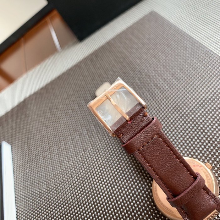 注目度NO.1グッチ 時計 コピー レディース クオーツ