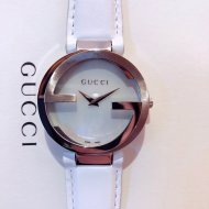 定番人気新品グッチ 時計 コピー レディース クオーツ