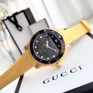 大人気グッチ 時計 コピー 男女兼用 クオーツ  4色