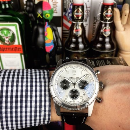 定番人気新品ブライトリング 時計 コピー メンズ クオーツ4色