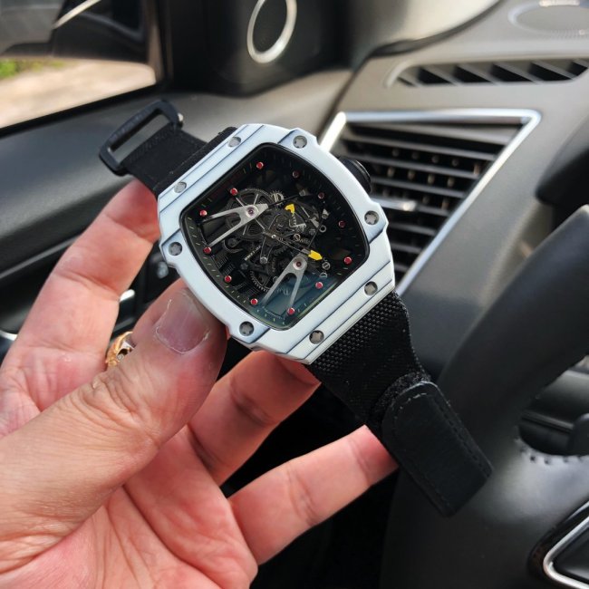 高品質リシャールミル 時計 スーパーコピー メンズ 自動巻き2色  