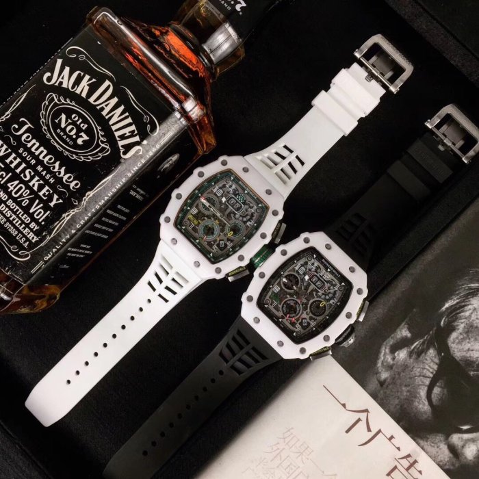 高品質リシャールミル 時計 スーパーコピー メンズ 自動巻き2色