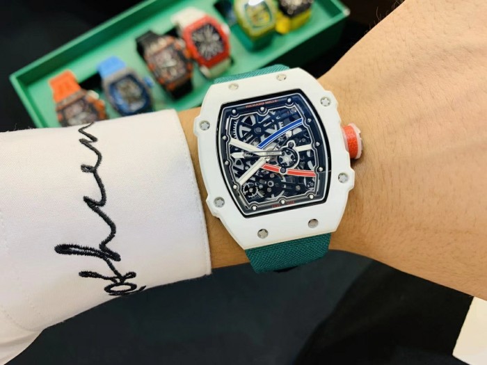 高級人気新品リシャールミル 時計 スーパーコピー メンズ 自動巻き