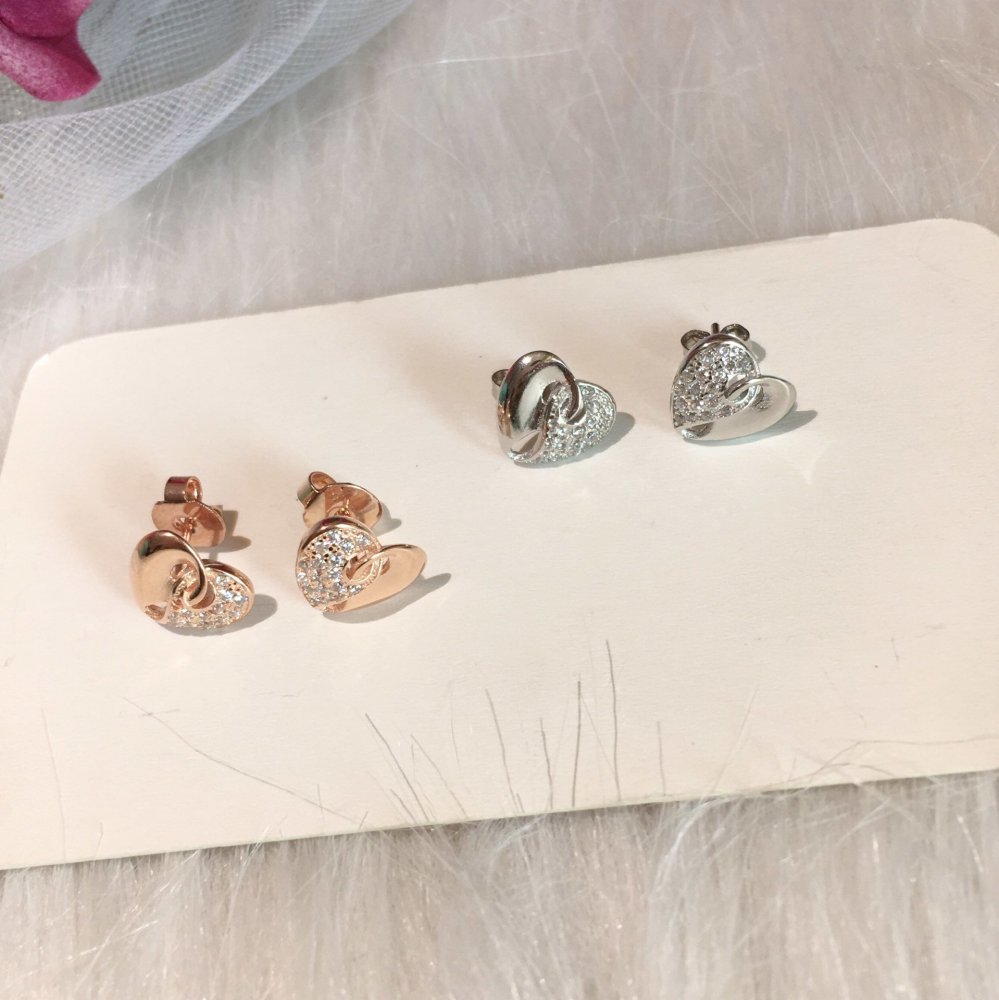 円 ティファニーコピーピアス 定番人気新品 Tiffany Co レディース ピアス 925シルバー2色 M Creditshop Jp