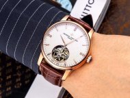 大人気新品ヴァシュロンコンスタンタン 時計 コピー メンズ 自動巻き 4色
