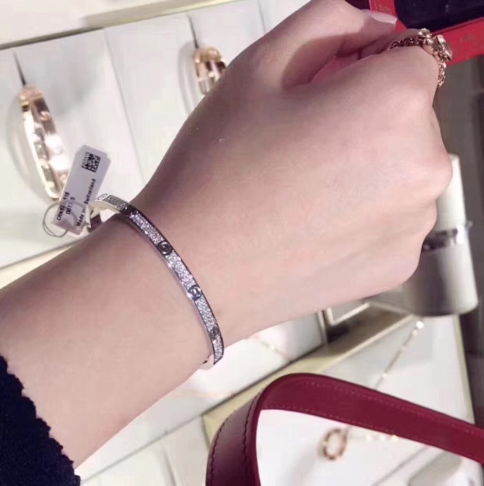 円 カルティエコピーブレスレット 定番人気新品 Cartier レディース ブレスレット 925シルバー 2色 M Creditshop Jp