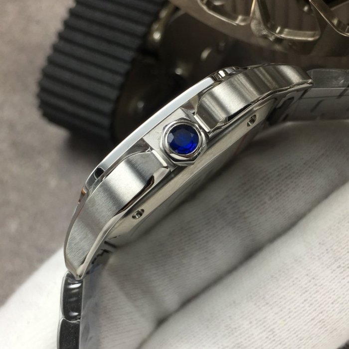 高品質カルティエ サントス コピーシリーズ レディース 自動巻き