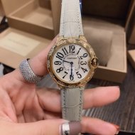 大人気新作カルティエ バロンブルー コピーシリーズ レディース クオーツ8色