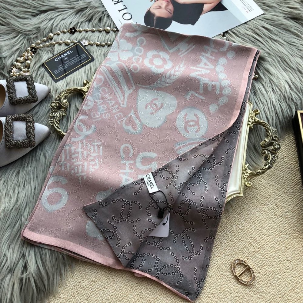 円 シャネルマフラーコピー 新品注目度no 1 Chanel レディース シルク スカーフ M Creditshop Jp