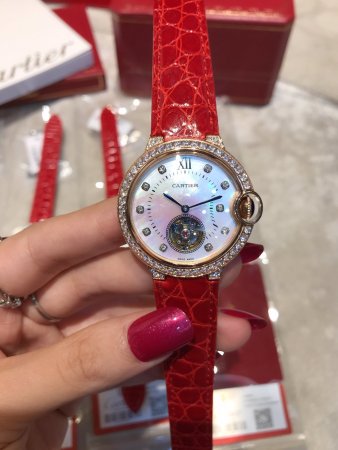 定番人気カルティエ バロンブルー コピーシリーズ レディース 自動巻き4色