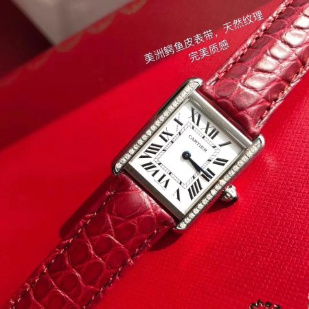 定番人気カルティエ タンク コピーシリーズ レディース クオーツ
