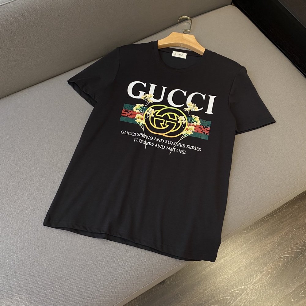 円 グッチ服コピー 定番人気新品 Gucci メンズ 半袖tシャツ M Creditshop Jp