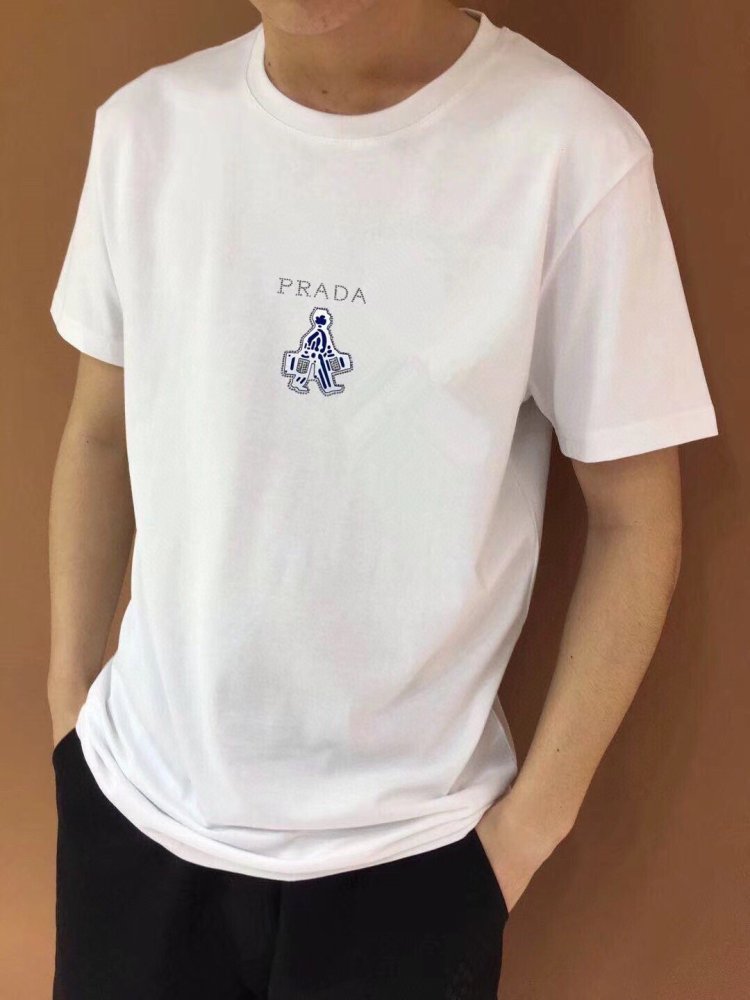 円 プラダ服コピー 大人気新品 Prada メンズ 半袖tシャツ M Creditshop Jp