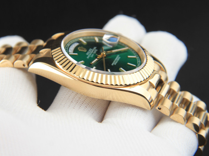 定番人気売れ筋ロレックス コピー 時計 Rolex デイデイト  シリーズ メンズ 自動巻き
