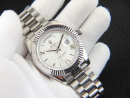 定番人気売れ筋ロレックス コピー 時計 Rolex デイデイト  シリーズ メンズ 自動巻き