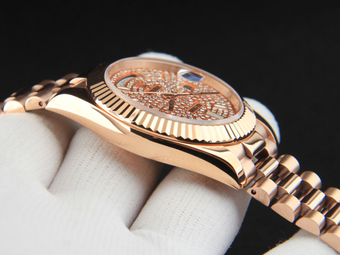 人気売れ筋ロレックス コピー時計 Rolex デイデイト  シリーズ メンズ 自動巻き