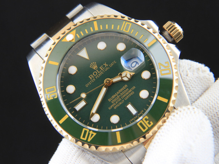定番人気売れ筋ロレックス コピー 時計 Rolex サブマリーナシリーズ メンズ 自動巻き