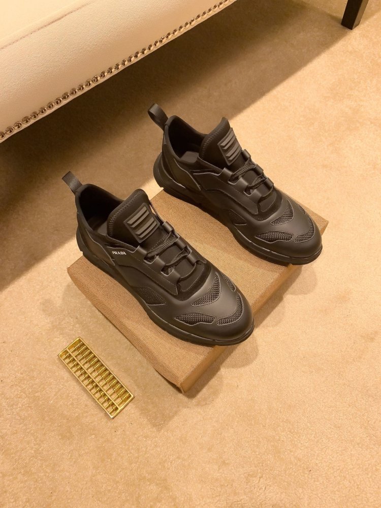 円 プラダ靴コピー定番人気新品 Prada メンズ スニーカー M Creditshop Jp