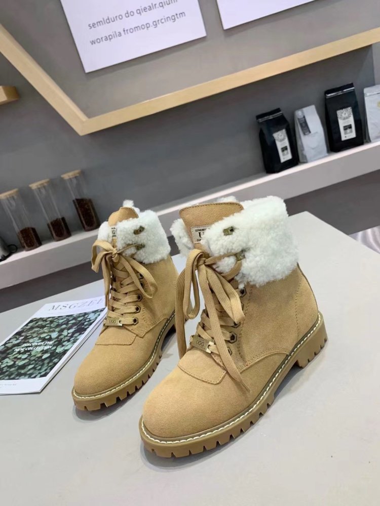 円 アグ靴コピー 定番人気新品 Ugg レディース ブーツ M Creditshop Jp