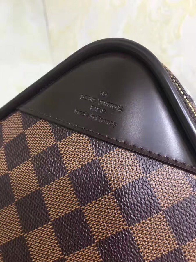 ルイヴィトンバッグコピー 2020新品注目度NO.1 Louis Vuitton  男女兼用 スーツケース