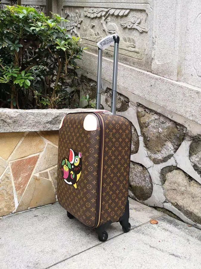 ルイヴィトンバッグコピー 定番人気2020新品 Louis Vuitton  男女兼用 スーツケース