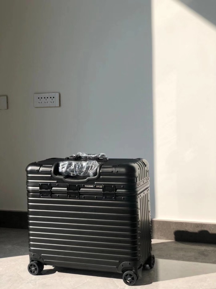 リモワコピー 大人気2020新品 RIMOWA  男女兼用 スーツケース