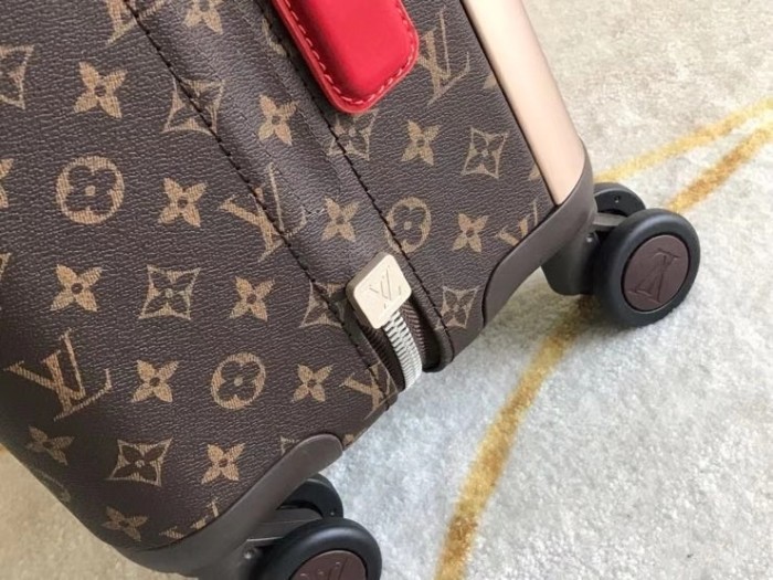ルイヴィトンバッグコピー 2020新品注目度NO.1 Louis Vuitton 男女兼用 スーツケース