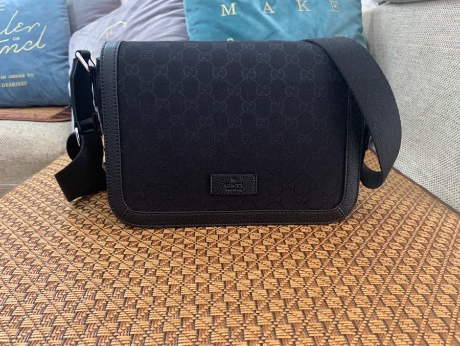 円 グッチバッグコピー 定番人気21新品 Gucci メンズ ショルダーバッグ M Creditshop Jp
