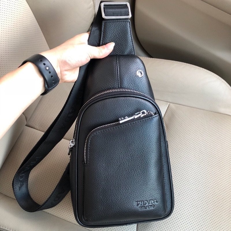 円 プラダバッグコピー 21新品注目度no 1 Prada メンズ ボディバッグ M Creditshop Jp