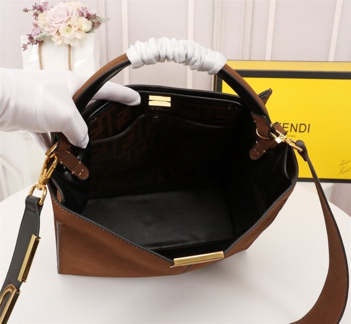 フェンディバッグコピー 定番人気2021新品 FENDI レディース トートバッグ