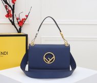 フェンディバッグコピー 定番人気2021新品 FENDI レディース ハンドバッグ