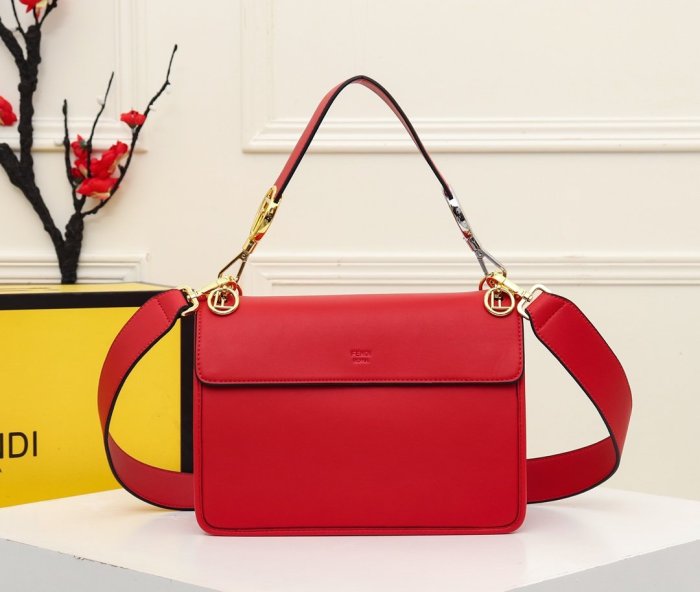 フェンディバッグコピー 2021新品注目度NO.1 FENDI レディース ハンドバッグ