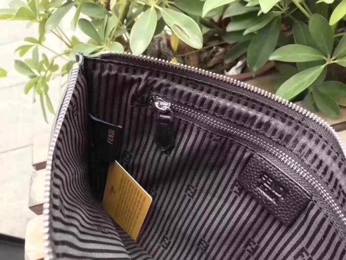 フェンディバッグコピー 大人気2021新品 FENDI 男女兼用 セカンドバッグ