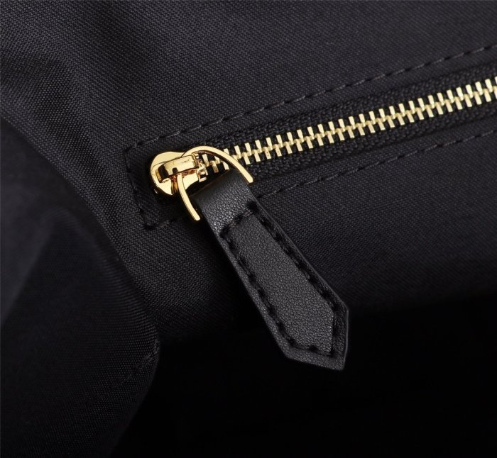 フェンディバッグコピー 大人気2021新品 FENDI レディース トートバッグ