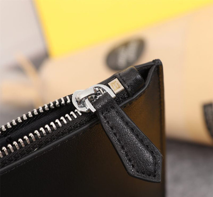 フェンディバッグコピー 定番人気2021新品 FENDI 男女兼用 セカンドバッグ