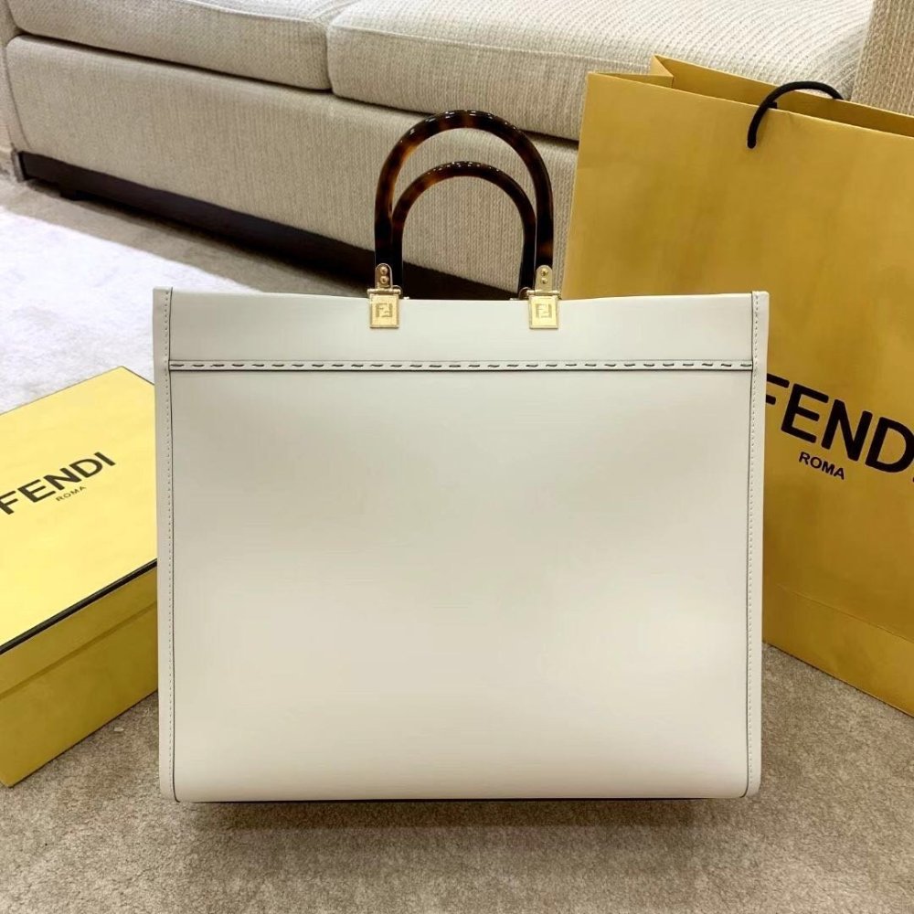 円 100 フェンディバッグコピー 定番人気21新品 Fendi レディース トートバッグ M Creditshop Jp 円 100 フェンディバッグコピー 定番人気21新品 Fendi レディース トートバッグ M Creditshop Jp