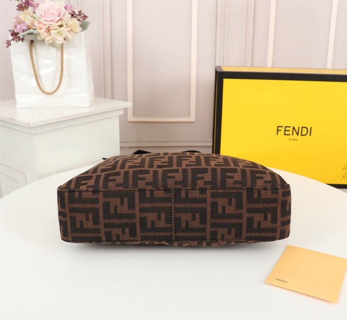 フェンディバッグコピー 定番人気2021新品 FENDI レディース ハンドバッグ