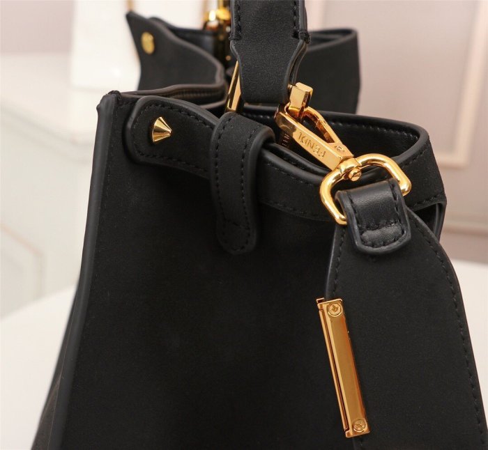 フェンディバッグコピー 定番人気2021新品 FENDI レディース トートバッグ