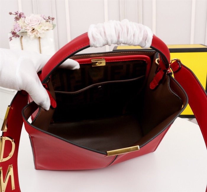 フェンディバッグコピー 定番人気2021新品 FENDI レディース トートバッグ