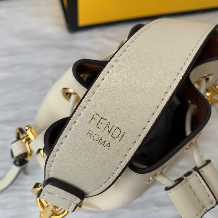 フェンディバッグコピー 定番人気2021新品 FENDI レディース バケツバッグ