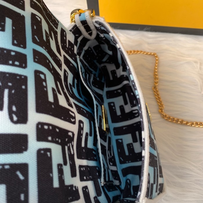 フェンディバッグコピー 定番人気2021新品 FENDI レディース ショルダーバッグ