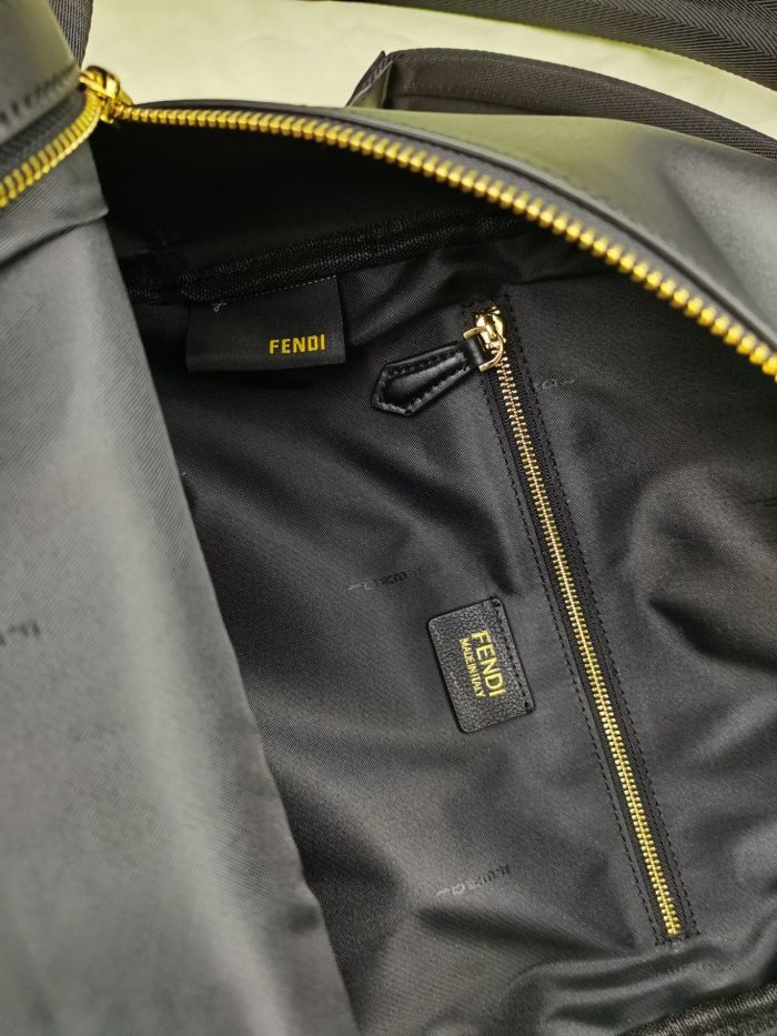 フェンディバッグコピー 定番人気2021新品 FENDI 男女兼用 バックパック