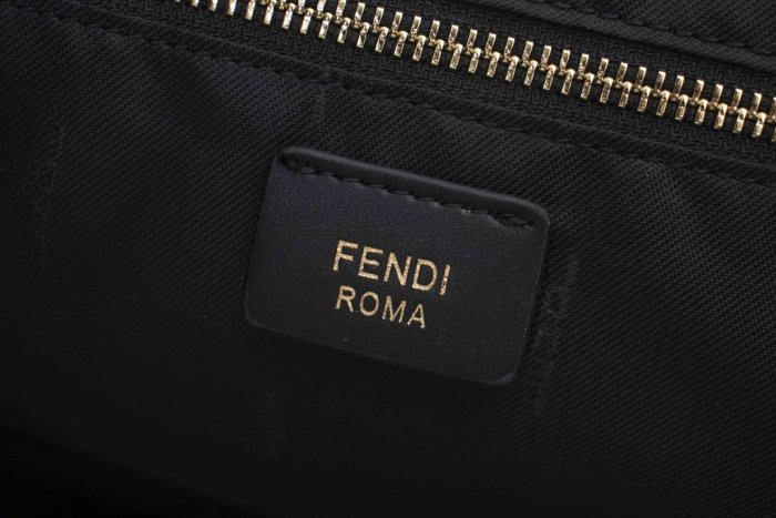 フェンディバッグコピー 定番人気2021新品 FENDI レディース トートバッグ